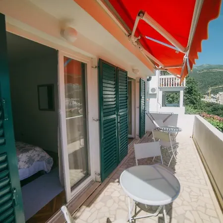 Family Escape Becici Budva