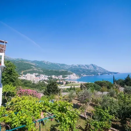 Family Escape Becici Appartement